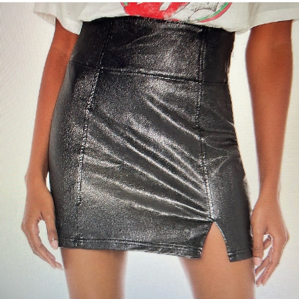Free People Holding Onto A Dream Coated Denim Mini Skirt Size 8 NWT